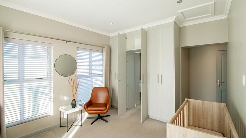 To Let 4 Bedroom Property for Rent in Kingswood Golf Estate Western Cape